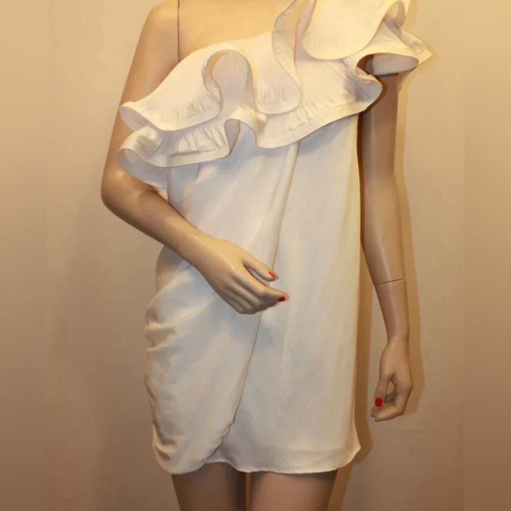 BCBG Max Azria Gardenia Ruffle One Shoulder Dress - Size 2